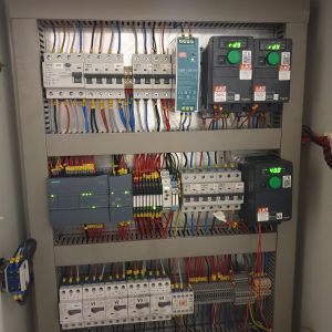 Diseño, mecanizado y montaje de todo tipo de cuadros electro-neumáticos
